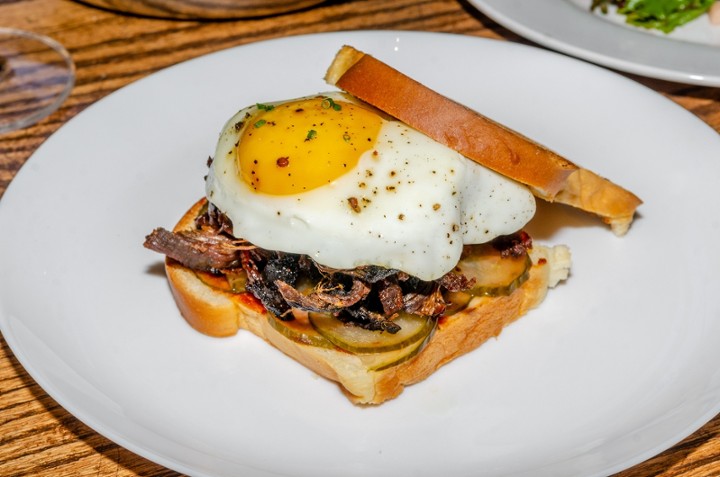 Pulled Pork Egg Sandwich