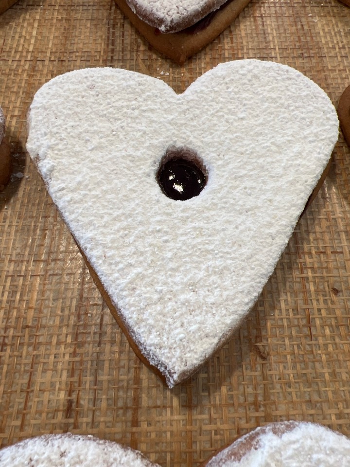 Large Linzer Tart