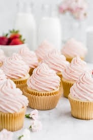 Dozen cupcake strawberry cake/ buttercream icing