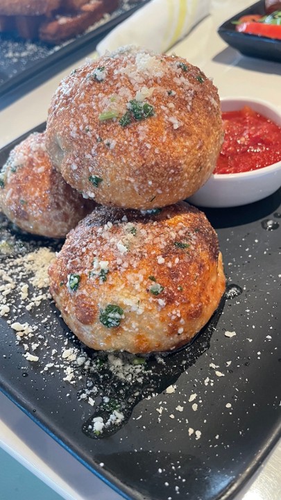 Mozz Balls, Broccoli & Mushroom