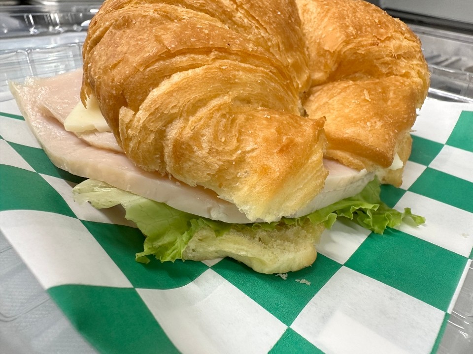 Sandwich Turkey and Swiss