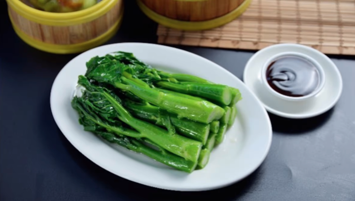 Chinese Broccoli in Oyster Sauce