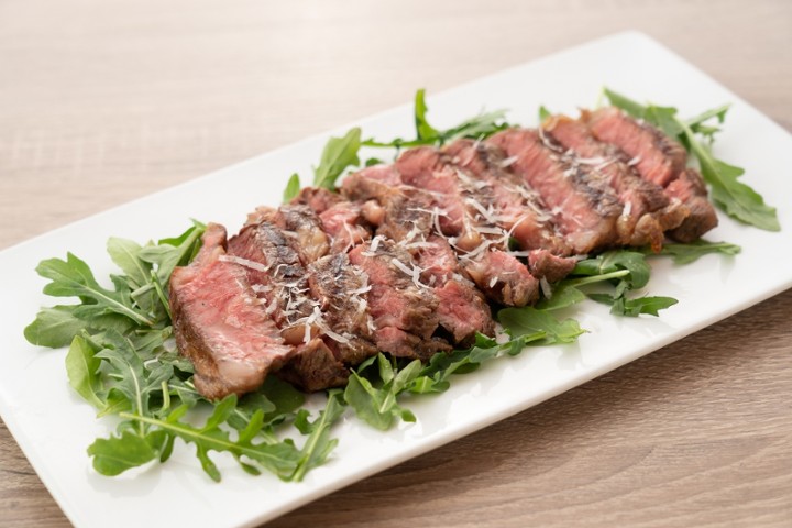 Tagliata di Manzo con Rucola