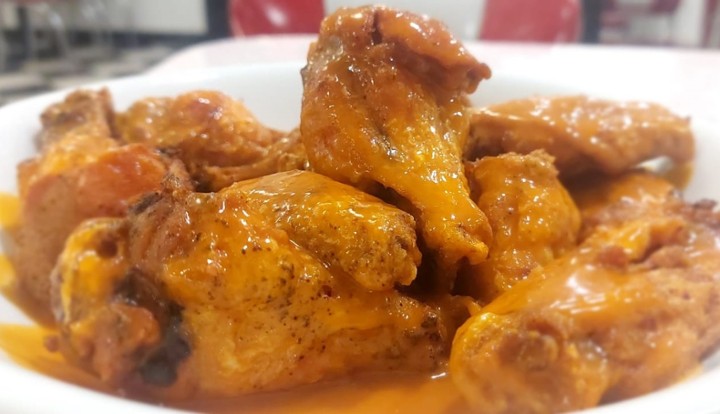 6 TRADITIONAL WINGS