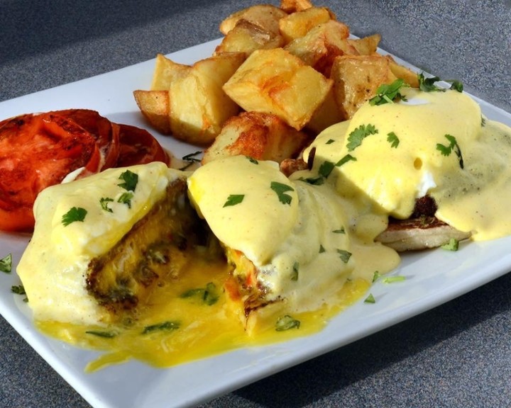 CRAB CAKE BENEDICT