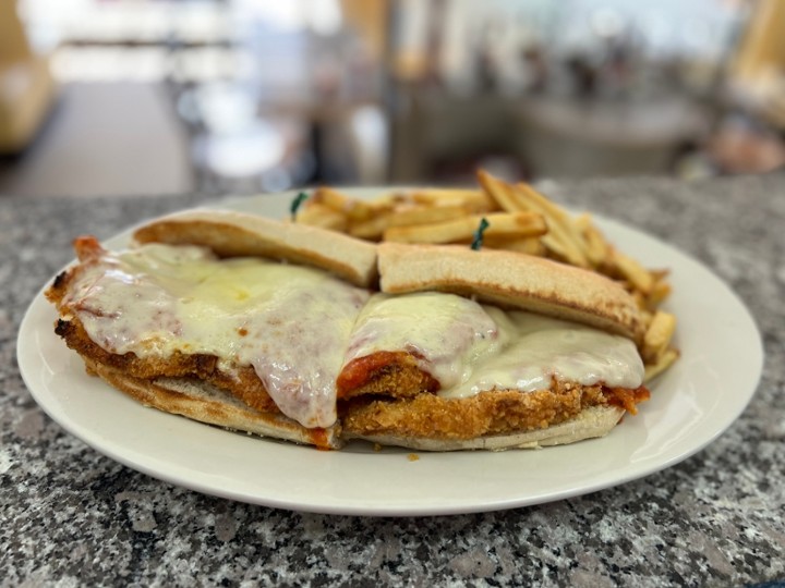 CHICKEN PARM SANDWICH