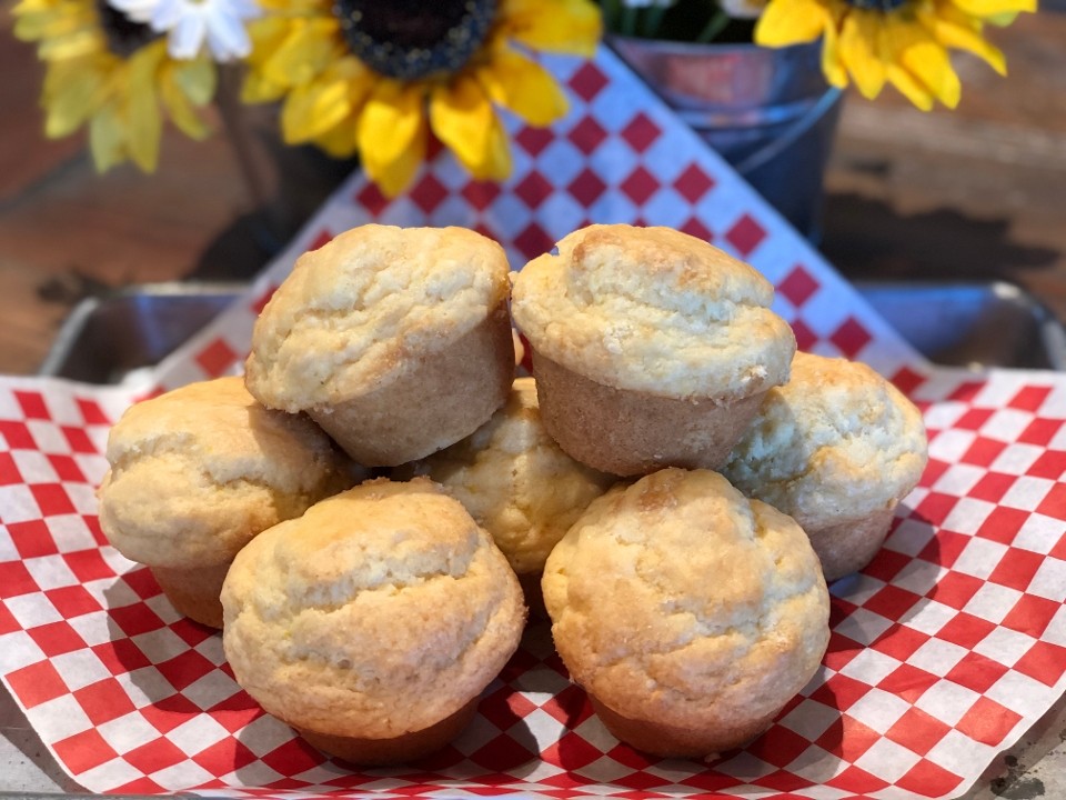 Cornbread Muffins-1/2 Dozen