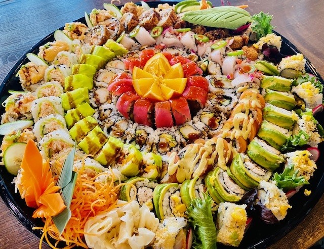 Signature Raw/ Cooked 18" Combo Platter