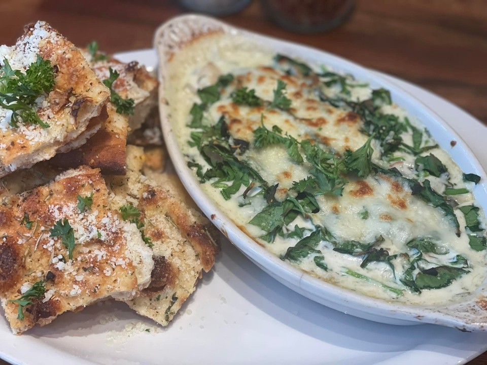 Russo's New York Pizzeria & Italian Kitchen | Pearland (Texas)