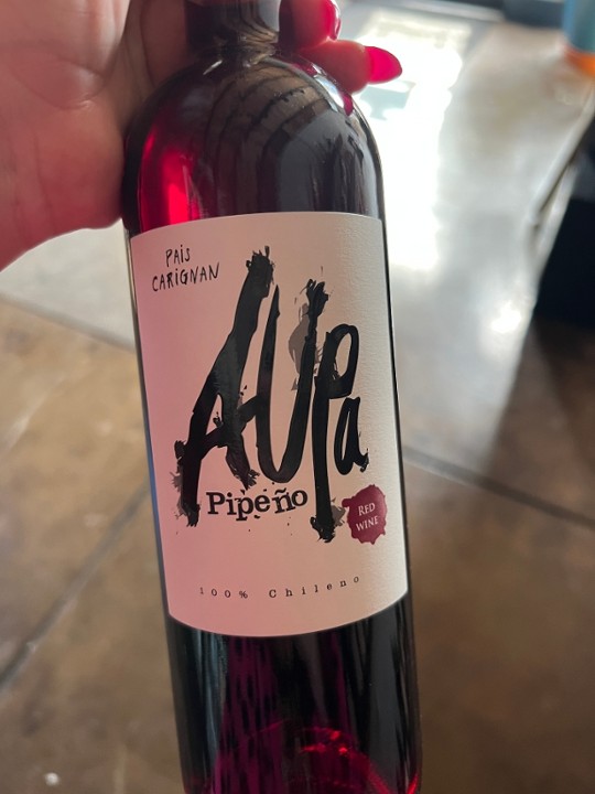 Vina Maitaia Aupa Pipeno