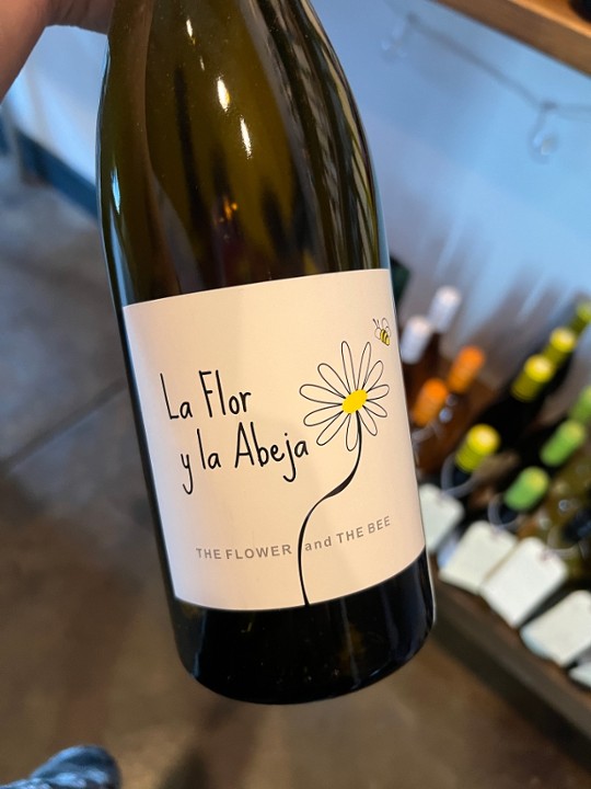 Gomariz The Flower and The Bee Treixadura Ribeiro 2021
