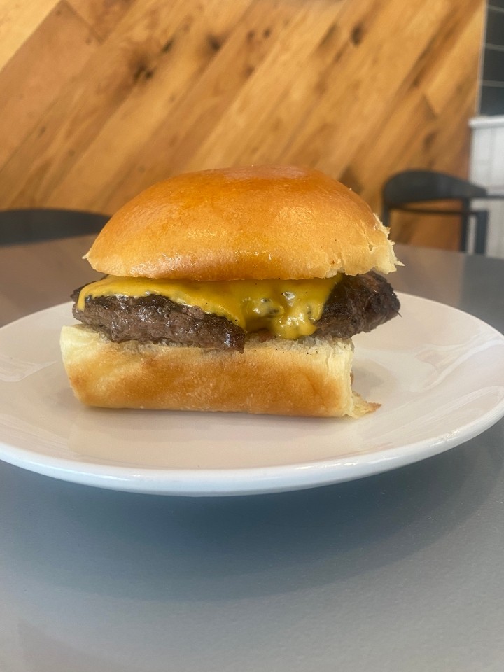 CHEESE BURGER