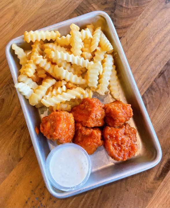 KID'S BONELESS WINGS & FRIES