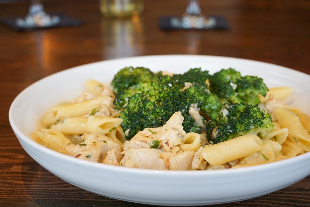 Chicken Broccoli & Penne