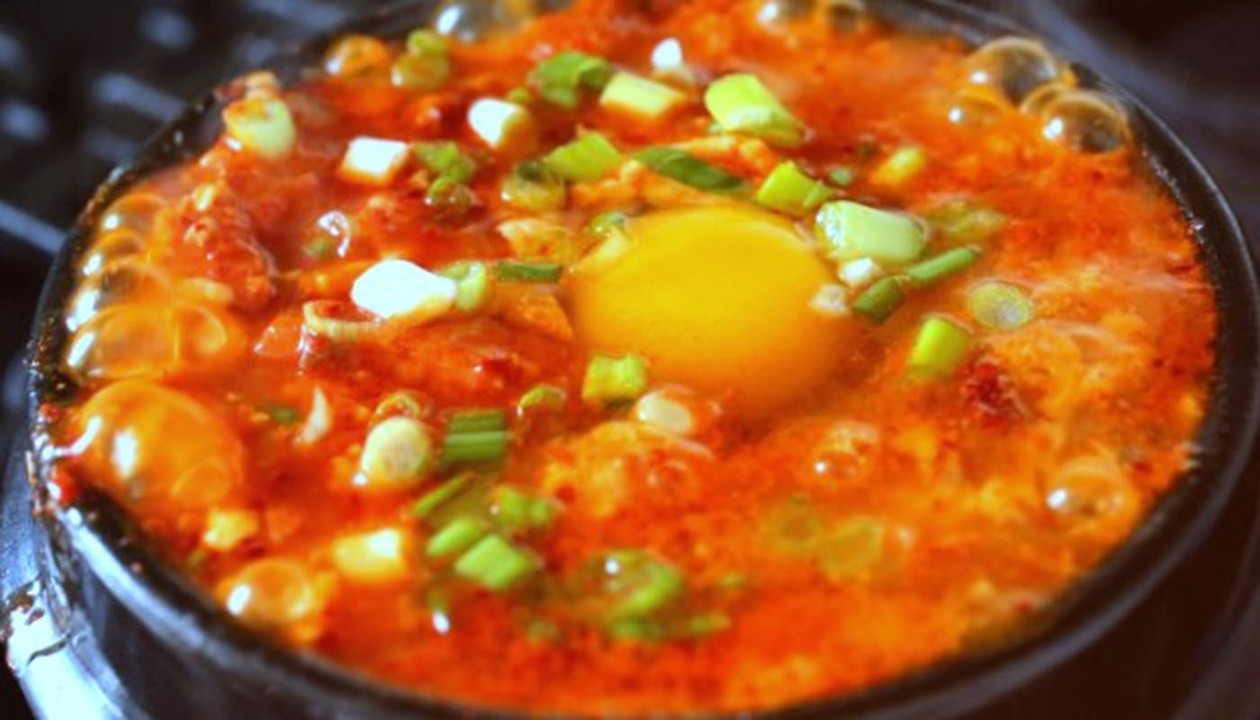 Korean Soft Tofu Soup