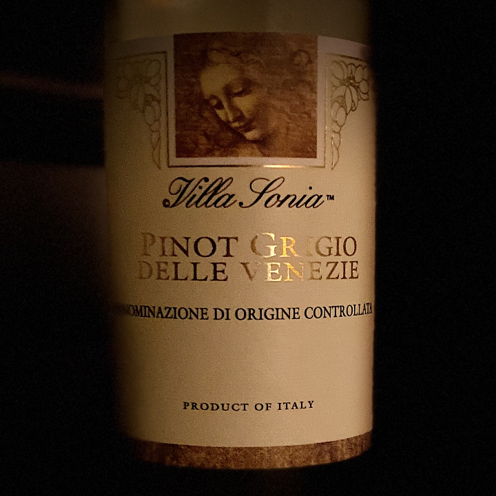 Pinot Grigio, house selection / Bottle