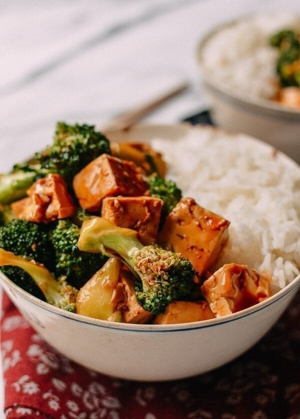 Tofu with Broccoli (Vegan)