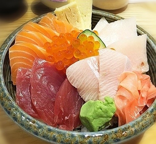 L Chirashi Don