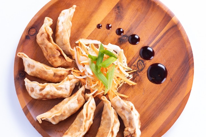 Dumpling 8 (Chicken & Veg)