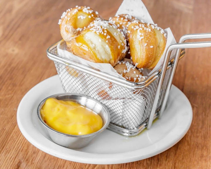 Dessert Pretzel Bites