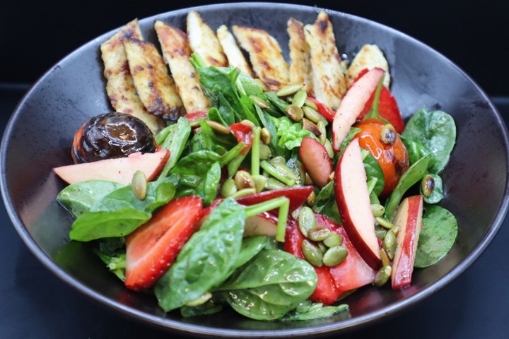 Grilled Chicken Salad Lunch