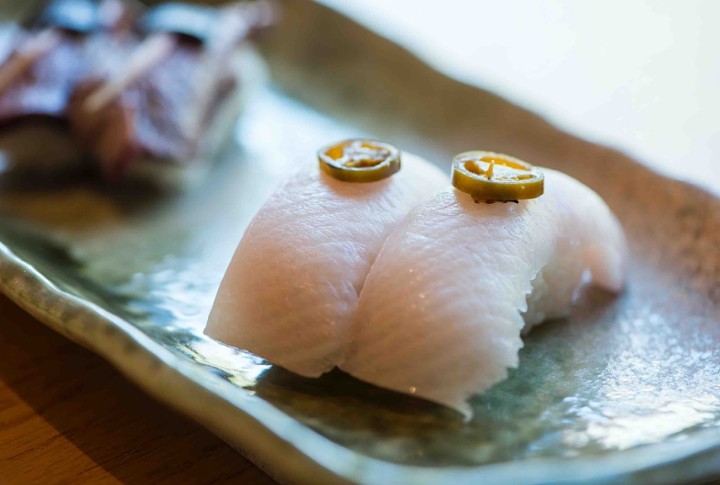 Hamachi Tozazu Nigiri