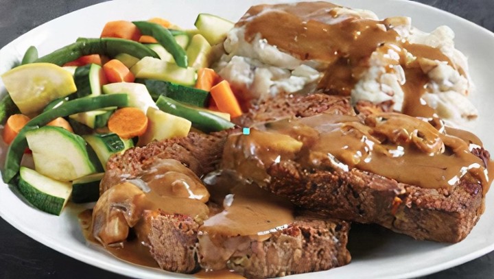 Home-Style Meatloaf Dinner Platter