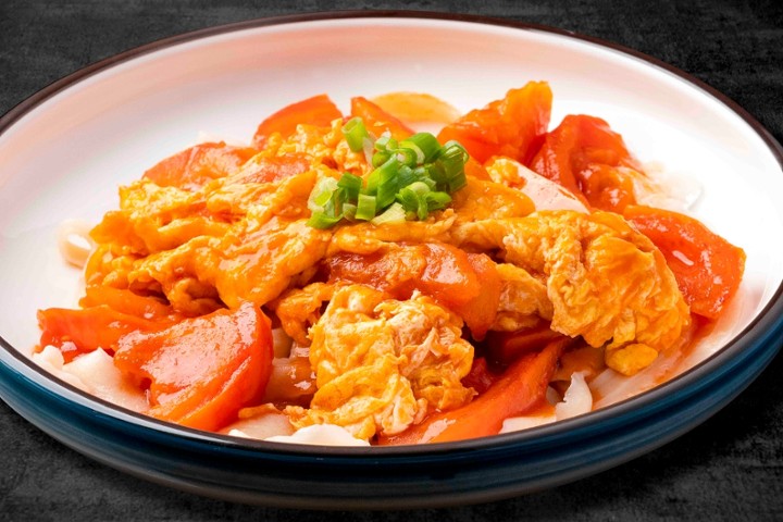 Egg with Tomato over Knife Cut Noodles