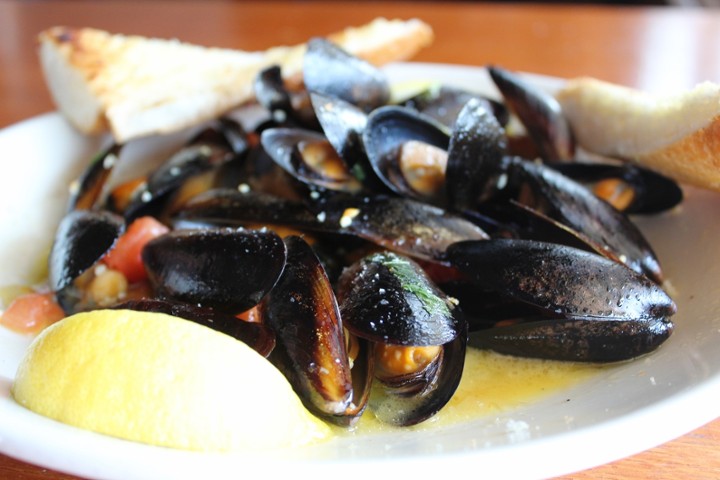 Steamed Mussels