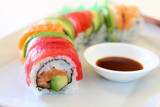 19  Rainbow Roll