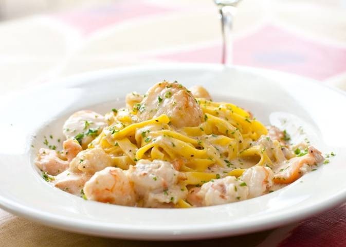 Seafood Alfredo