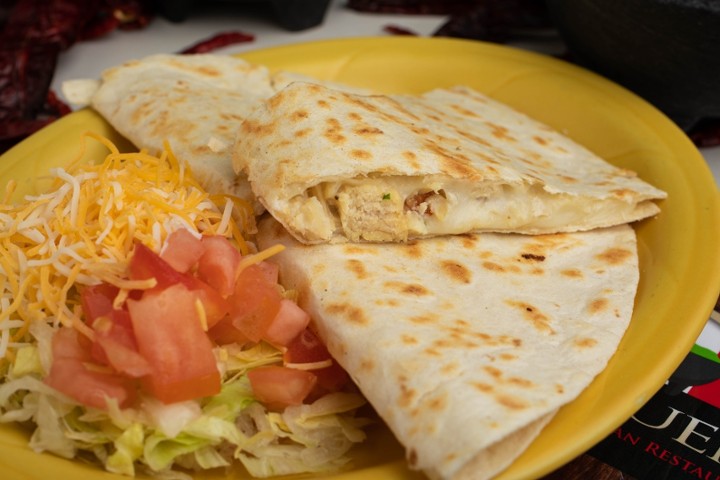 CHICKEN QUESADILLA