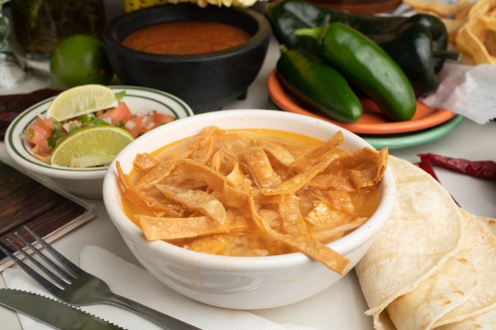 CHICKEN TORTILLA SOUP