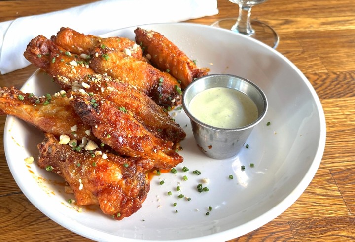 Cutino Chili Cashew Wings