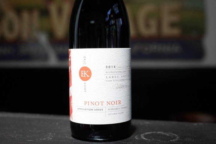 Bottle Pinot Noir