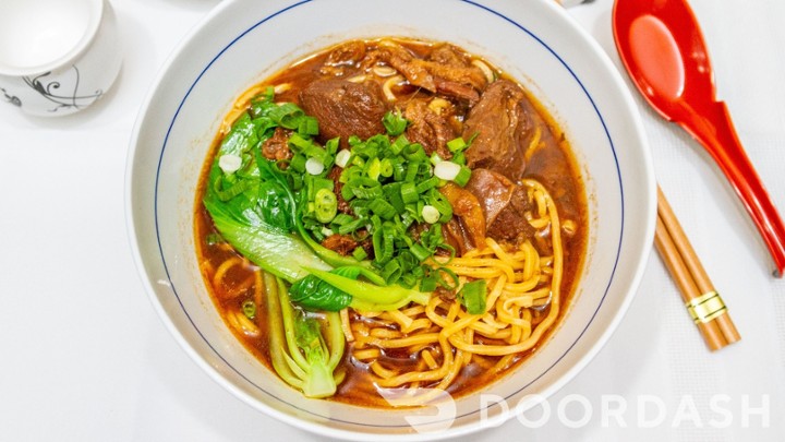 Taiwanese Braised Beef Noodle Soup