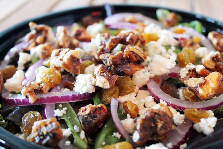 Candied Walnut Salad