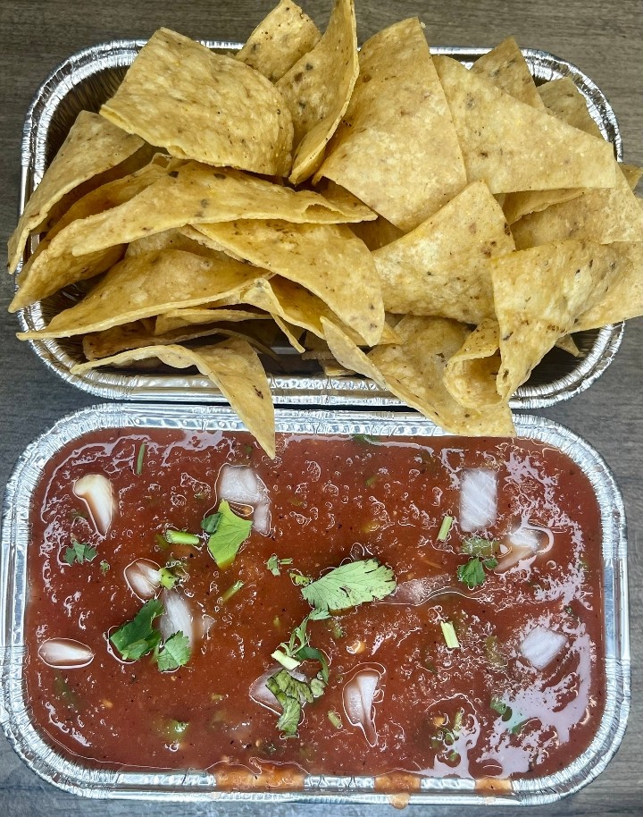 Chips(medium Tray) and Salsa(32 oz)