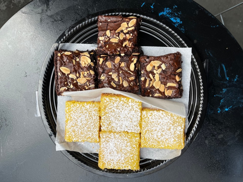 Catering Chocolate Brownies (6 pieces)