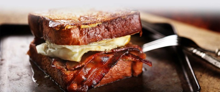 MAPLE BACON FRENCH TOAST SANDWICH