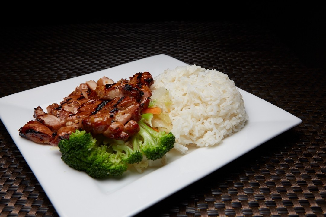 Grilled Chicken & Broccoli Entree