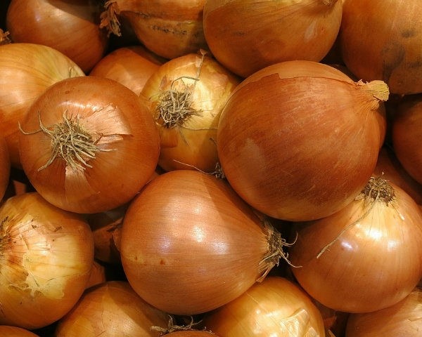 Yellow Onions 1 lb (2 Onion)