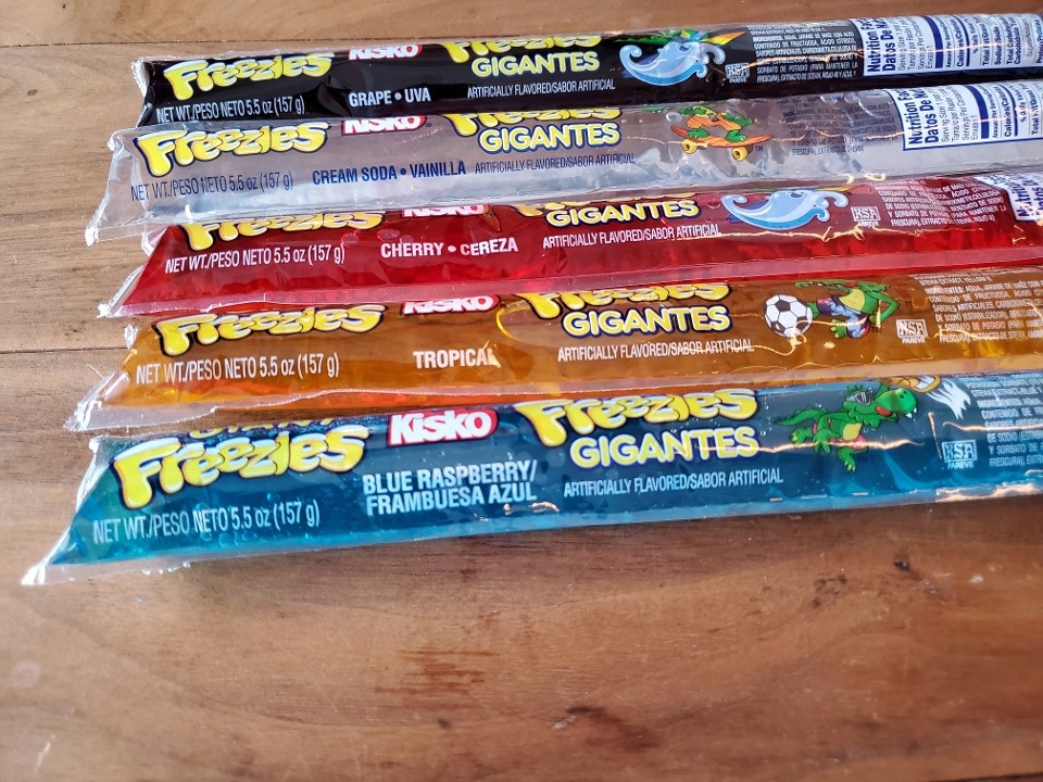 Flavored Ice Pops / 4 EA