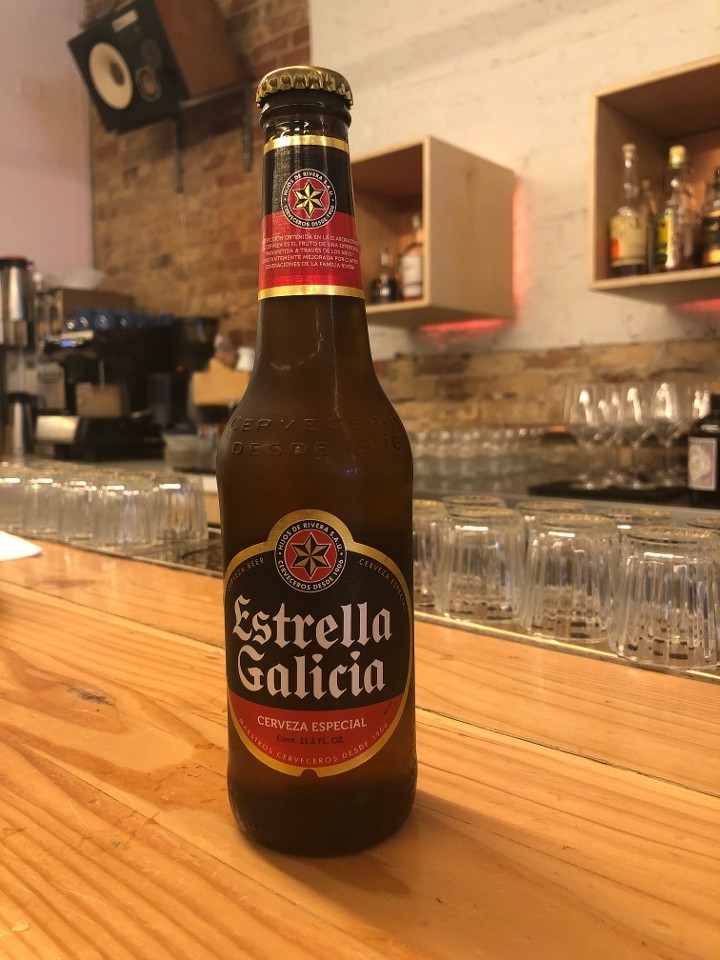 Estrella Galicia 12 oz Bottle