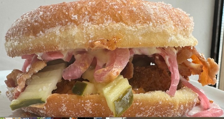 CBD : Chicken Bacon Doughnut Sandwich