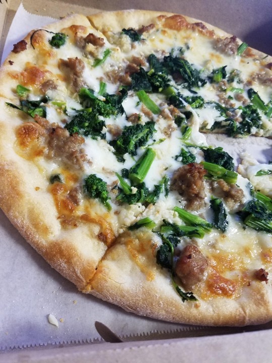 Large 18'' Sausage and Broccoli Rabe Pizza