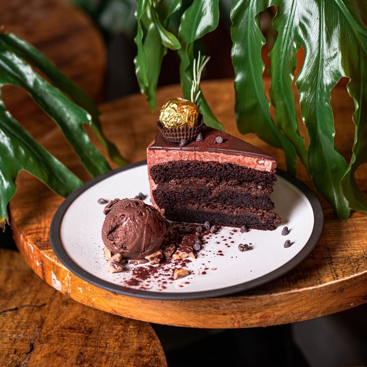 CHOCOLATE TRUFFLE CAKE