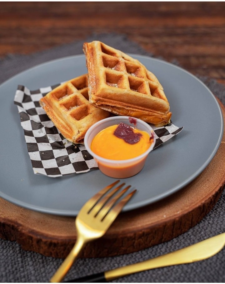 MOCHI SAFFLE GRILLED CHEESE