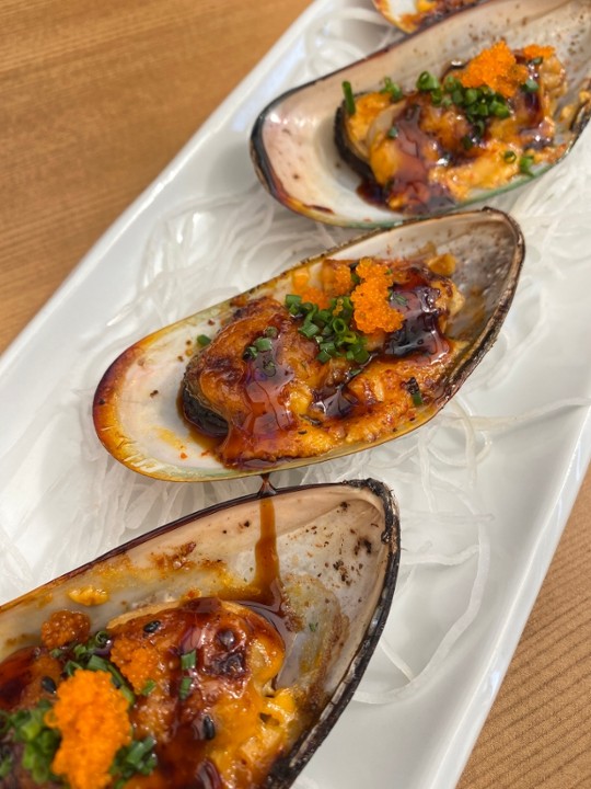 Dynamite Mussels