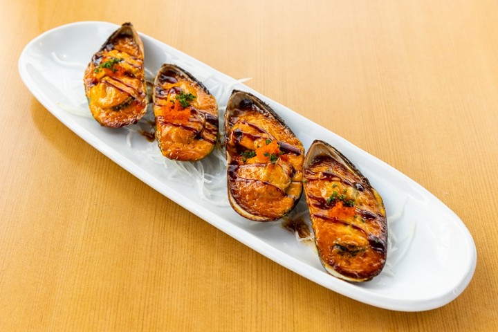 Dynamite Mussels